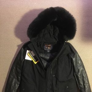 Woolrich luxury arctic parka - fox fur, brand new!